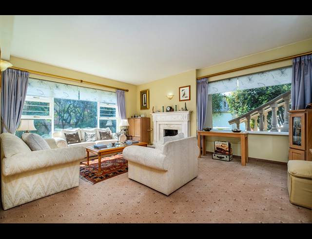 5 BEDROOM HOUSE FOR SALE IN NORTHCLIFF
